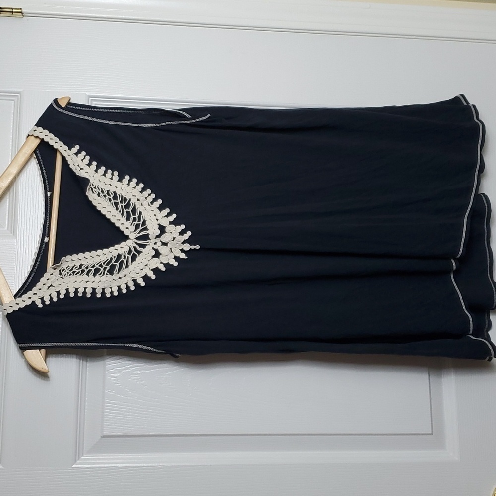 Embroidered Detail Tank Top